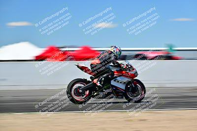 media/Mar-25-2024-Moto Forza (Mon) [[8d4319bd68]]/3-Intermediate Group/Session 4 (Front Straight Speed Pans)/